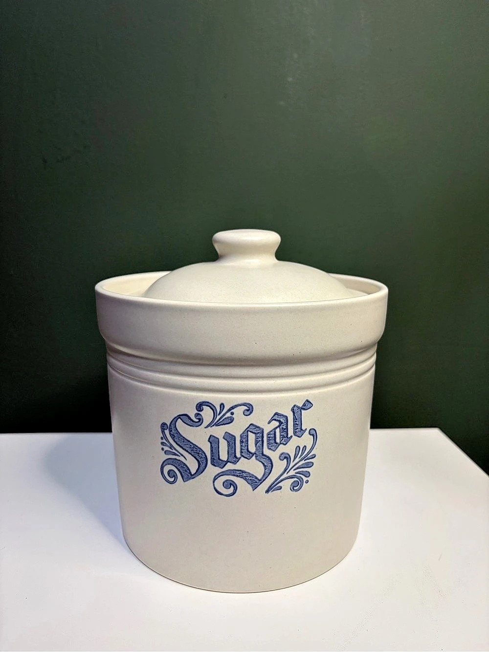 Pfaltzgraff Yorktowne Sugar Canister Ceramic with Lid in White